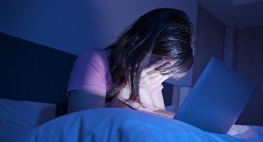 Çocukların kimlik bilgilerini çalıp para aklıyorlar