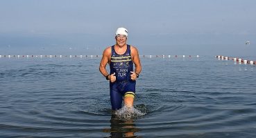 İznikli yüzücü Guinness için İznik'te ter döküyor