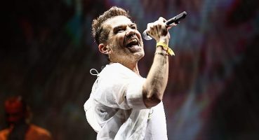 Kenan Doğulu'yu Binlerce İzmirli Yalnız Bırakmadı