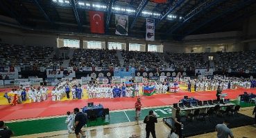 Madalyalar sahiplerini buldu