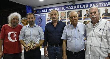 Altınkum Yazarlar Festivali Usta Kalemleri Ağırlamaya Devam Ediyor