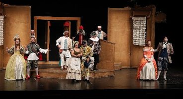 İki Efendinin Uşağı Açık Hava'da göz doldurdu