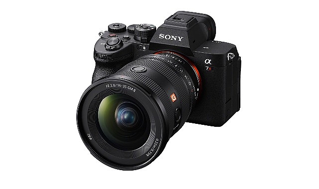 sony-dunyanin-en-kucuk-ve-en-hafif-genis-acili-zoom-lensi-g-master-sel-fe-16-35mm-f-2-8-gm-ii-yi-tanitti.jpg