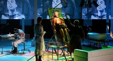 “1984" yılın oyunu seçildi