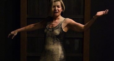 Dünyaca Ünlü Yönetmen Theodoros Terzopoulos'un hem Yönettiği hem de Sahnede Olduğu 'İO' Oyunu Kasım'da DasDas'ta