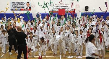Gölcük Belediyesi Taekwando sporcuları kuşak atladı