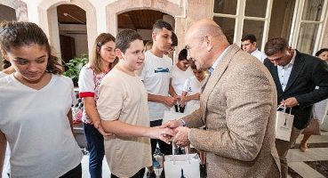 Görme engelli milli takım sporcuları Başkan Soyer'i ziyaret etti