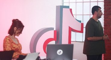 İki farklı yaratıcı topluluk TikTok'ta bir araya geldi