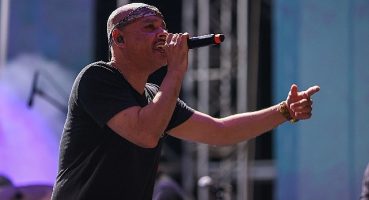 Buca'da Cumhuriyet coşkusu meydanlara sığmadı