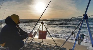 Çeşme'de 4. Surfcasting Balık Turnuvası Başlıyor