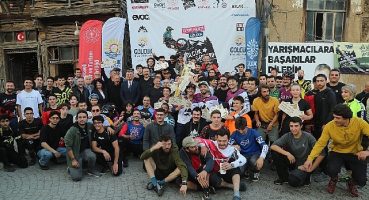 Dağ Bisikleti Downhill Cup Gölcük'te Büyük Heyecana Sahne Oldu