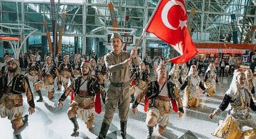 TAV Havalimanları'nda Cumhuriyet'in 100.yılı kutlamaları