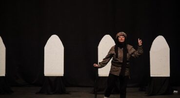 Aydın Büyükşehir Belediyesi Şehir Tiyatroları “Anadolu kadınları” oyununu izleyicilerle buluşturdu