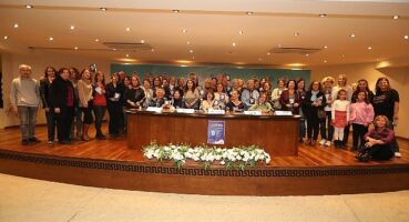 Kadın Yazarlar Efes Selçuk'ta buluştu: İnadına Kadınım, Kadınsın, Kadınız