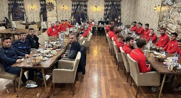 Nevşehir Belediyespor'da futbolculara moral yemeği