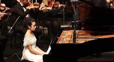 “Yüzyılın izinde genç yetenekler" konseri mest etti