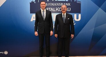 QNB Finansbank, 'Dijital Köprü Anadolu Buluşmaları'nda reel sektör temsilcileri ile Gaziantep'te bir araya geldi