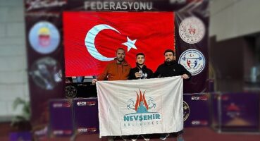 Nevşehir Belediyesi Gençlik ve Spor Kulübü Halter Takımı sporcularından İsmail Yetiş, Türkiye ikincisi oldu