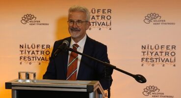 Nilüfer Tiyatro Festivali'nde 14 oyun seyirci ile buluşacak