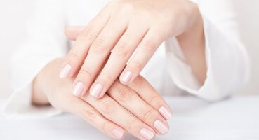 Tırnaklarda 8 Önemli Hastalık Sinyali!