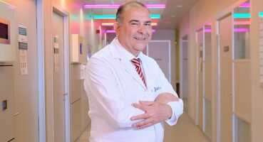 Baş dönmesi hastalık mı, belirti mi? 'Kristallerin oynaması' diye bir şey yok!