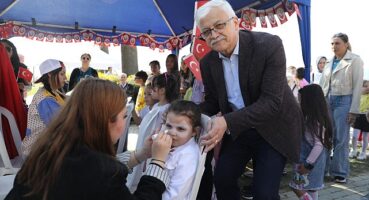 Burhaniye Belediyesi tarafından 23 Nisan Ulusal Egemenlik ve Çocuk Bayramı'nın coşku ile kutlanması için çeşitli etkinlikler planlandı