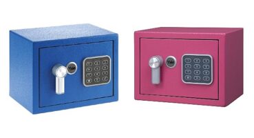 Yale Elektronik Mini Kollu Kasa ile karavanınızla daha güvenli seyahat edin