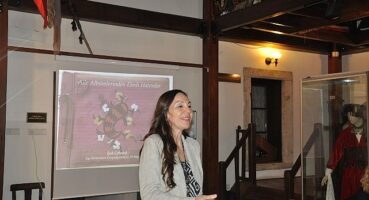 EÜ Etnografya Müzesinde “Aile Albümlerinden Ebedi Hatıralar” konuşuldu