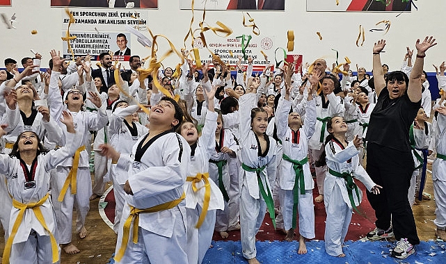 golcuk-belediyespor-bunyesindeki-taekwondo-bransinda-420-sporcu-kusak-atlama-sevinci-yasadi.jpg