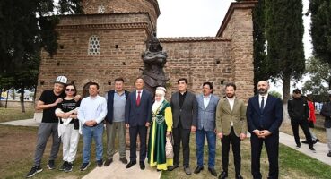 Kırgız Cumhuriyeti’nin her yıl geleneksel olarak düzenlediği Kırgız Şenlikleri bu yılda İznik’te gerçekleşti