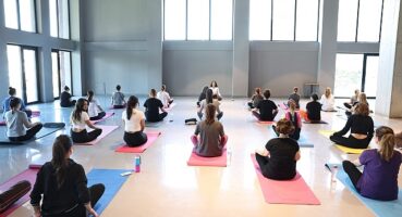 Pancar Deposu'nda yoga buluşmaları devam ediyor