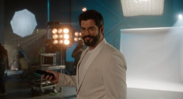 unlu-oyuncu-burak-ozcivitin-rol-aldigi-turkiyenin-ilk-dijital-bankasi-hayat-finansin-reklam-filmi-ve-kamera-arkasi-goruntuleri.jpg